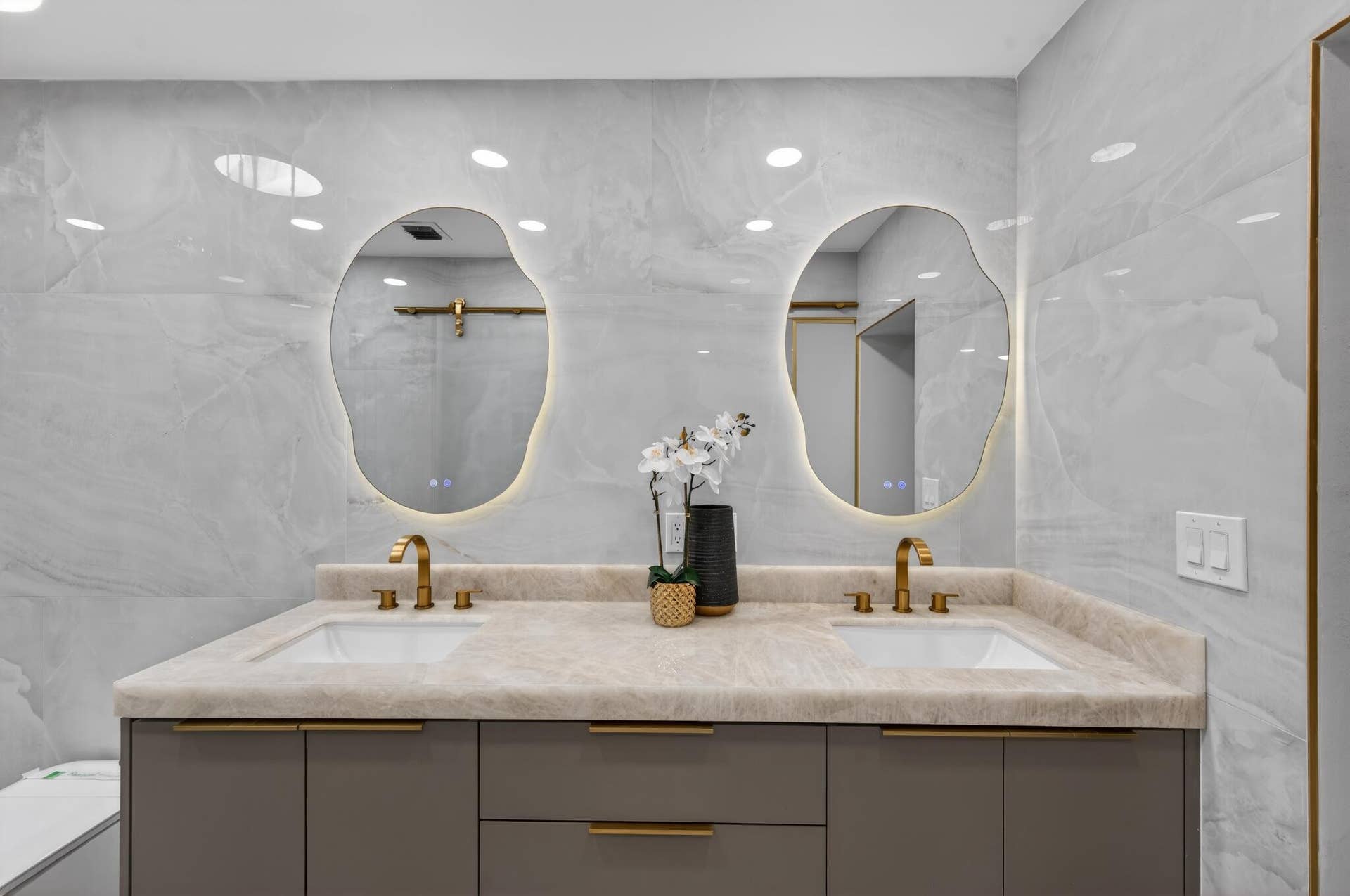 3088 NW 26TH Avenue, Boca Raton, FL 33434 Primary bathroom