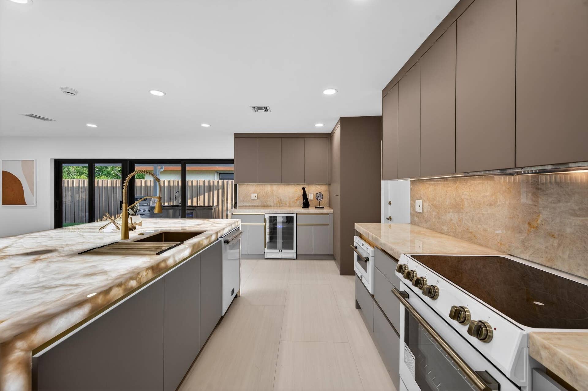 3088 NW 26TH Avenue, Boca Raton, FL 33434 Kitchen