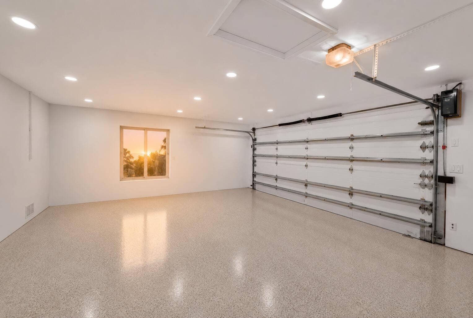 3088 NW 26TH Avenue, Boca Raton, FL 33434 AC /garage