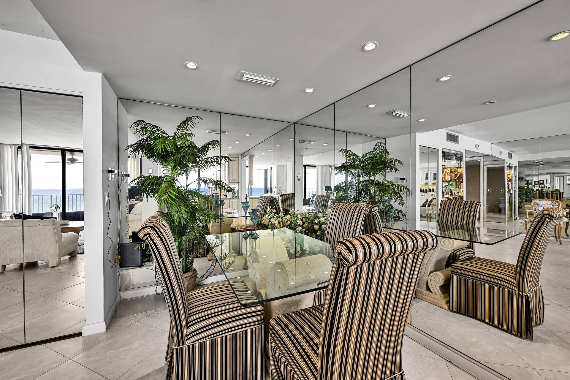 3590 S Ocean Boulevard, #703, South Palm Beach, South Palm Beach, FL 33480 mayfair unit 703 dining