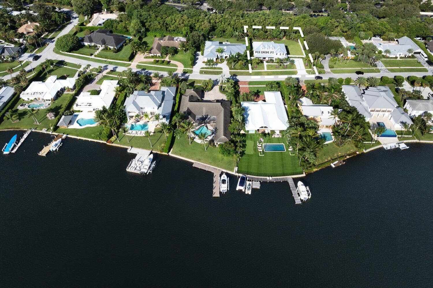 11823 Lake Shore Pl North Palm-large-015