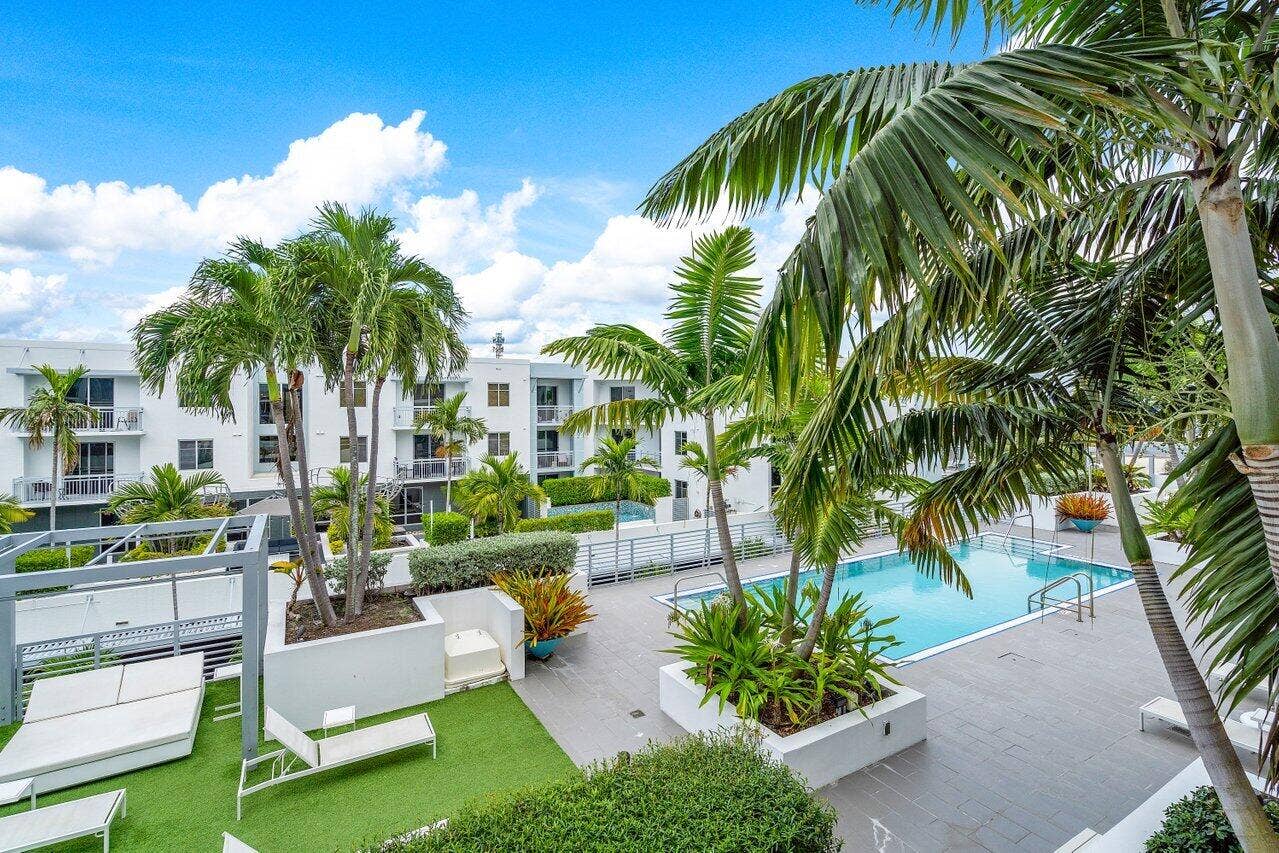 022-111Southeast1stAvenue-DelrayBeach-FL