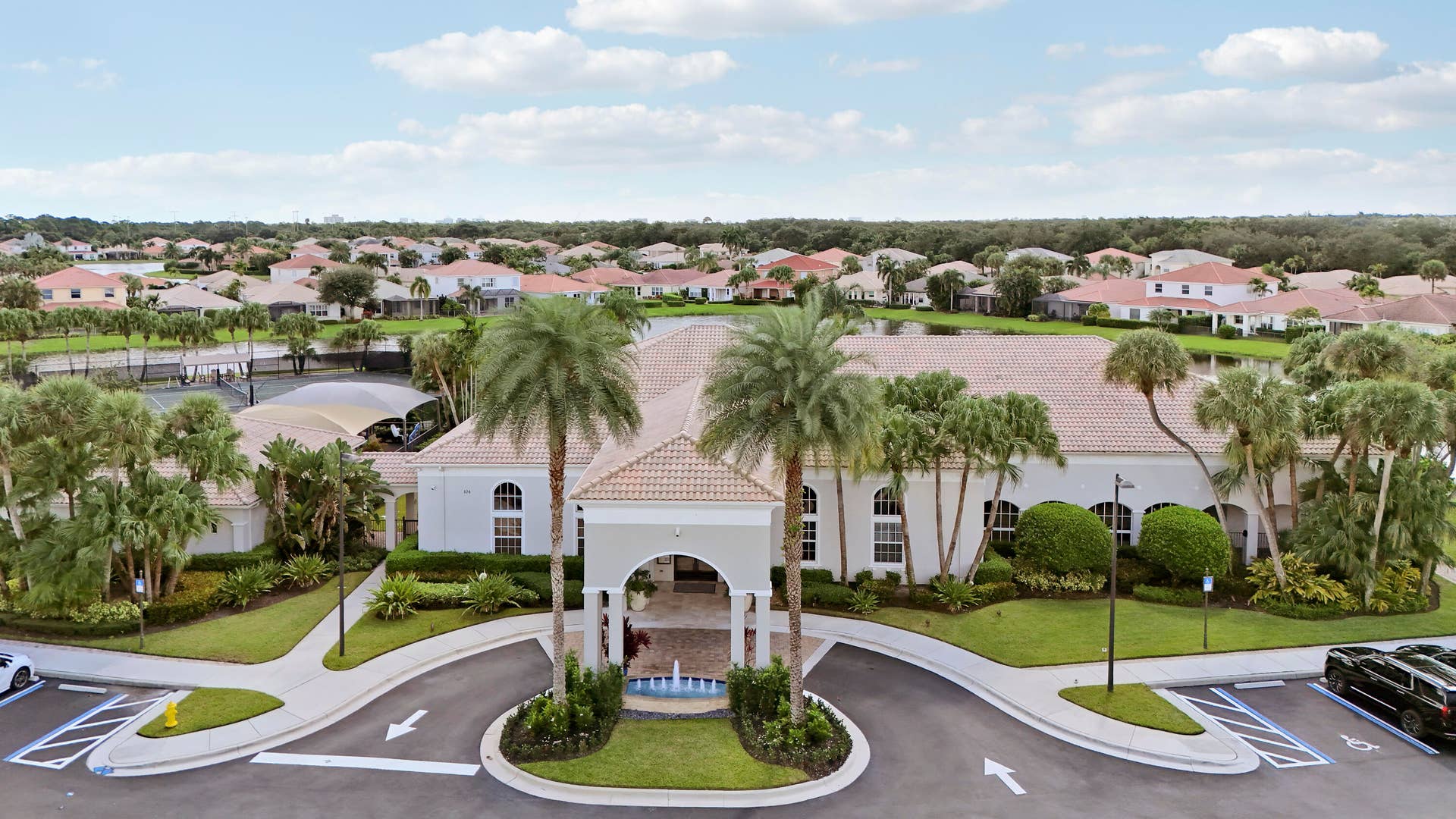 221 Isle Verde Way, Palm Beach Gardens, FL 33418 Clubhouse