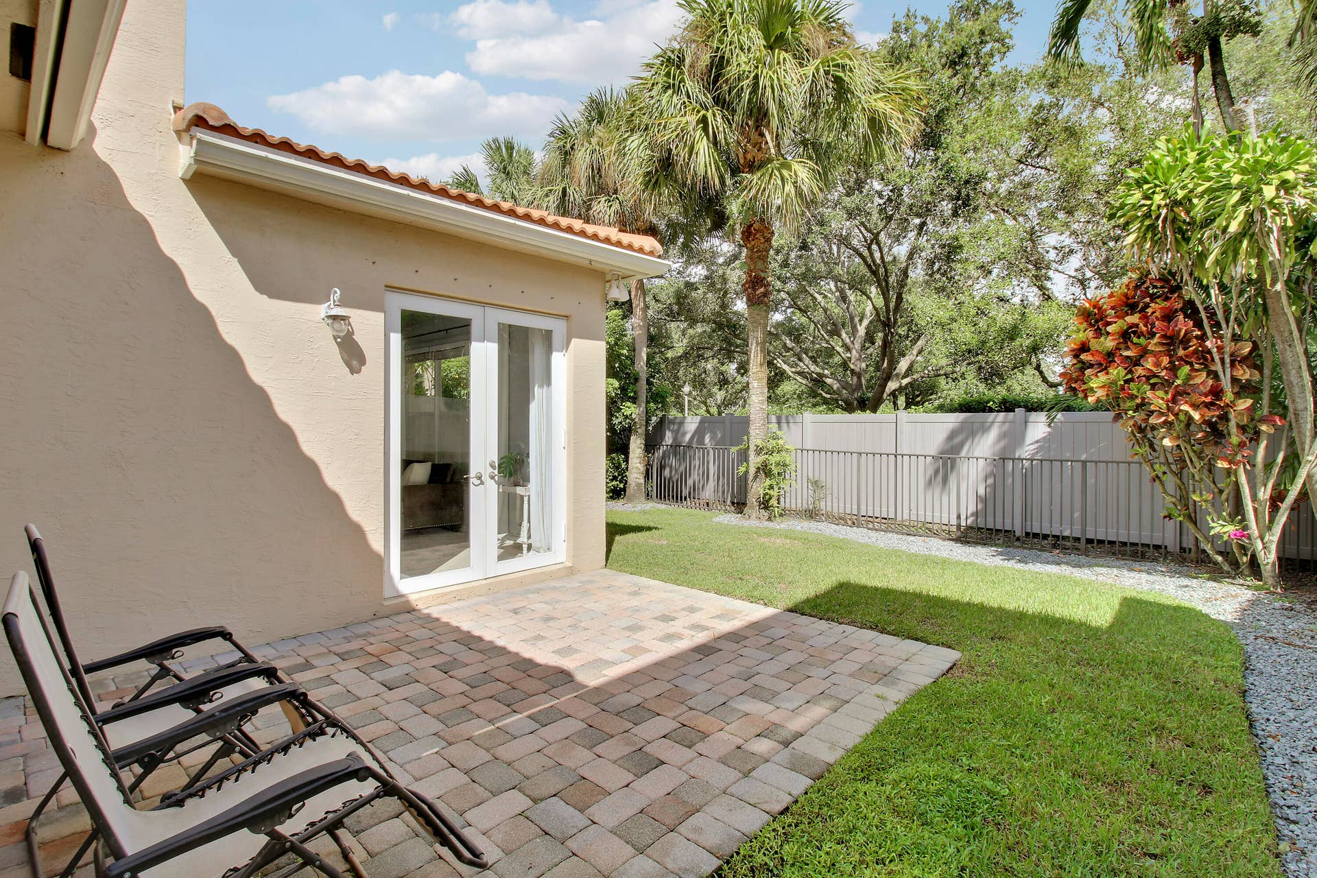 221 Isle Verde Way, Palm Beach Gardens, FL 33418 House 1-36