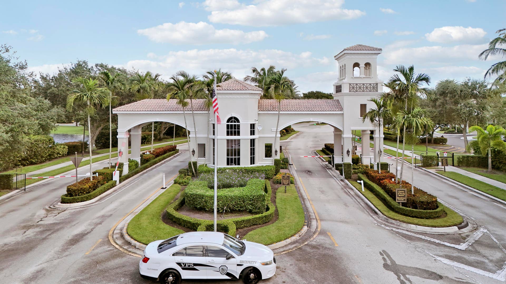 221 Isle Verde Way, Palm Beach Gardens, FL 33418 Mirabella at Mirasol