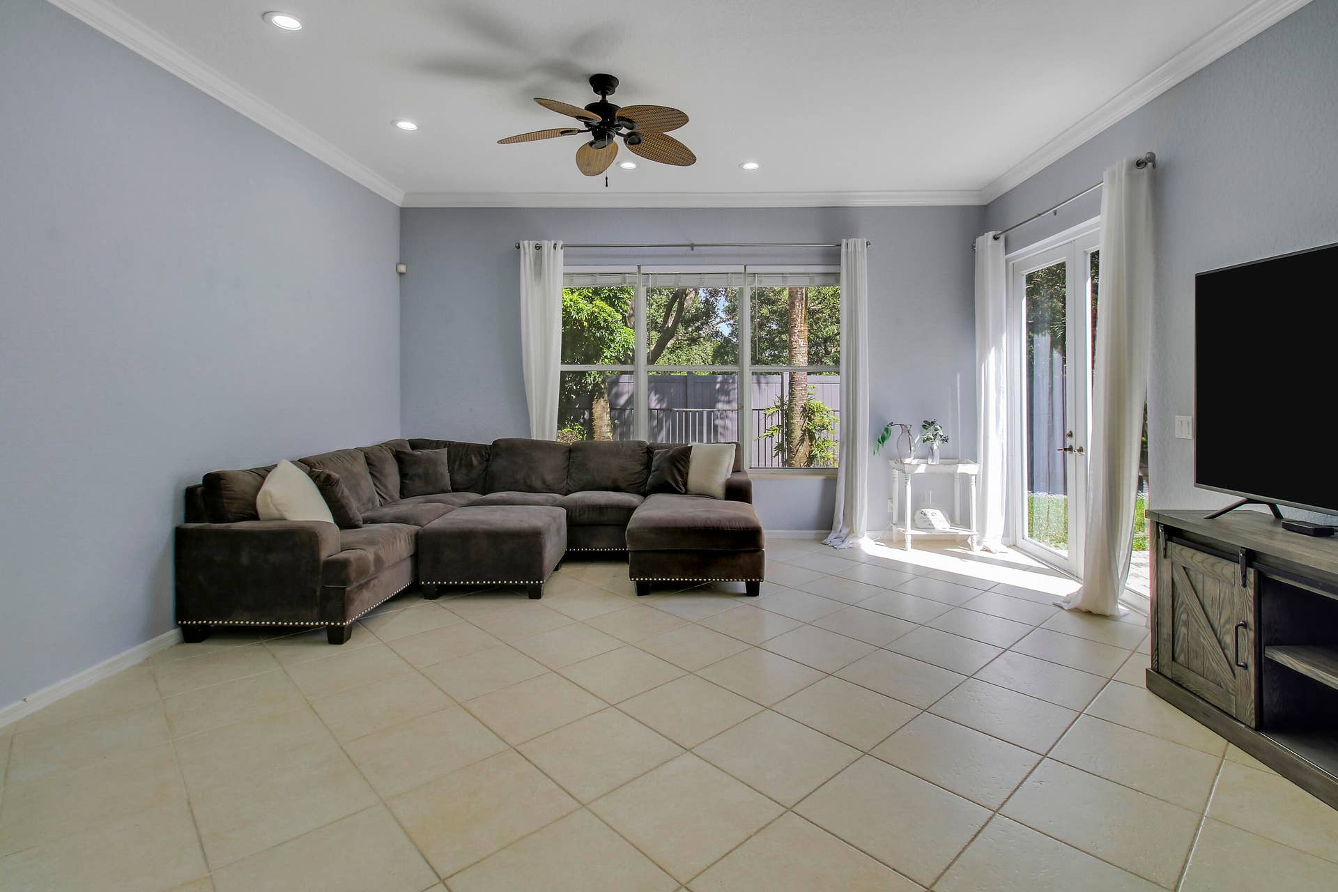 221 Isle Verde Way, Palm Beach Gardens, FL 33418 House 1-31