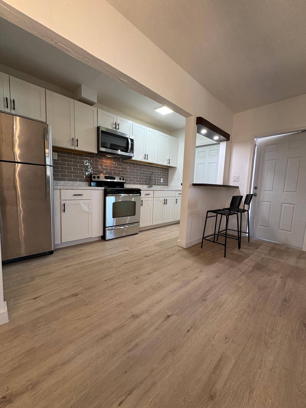 1021 NE 24TH Avenue, #14, Pompano Beach, Pompano Beach, FL 33062 WhatsApp Image 2025-10-23 at 1.10.49 PM