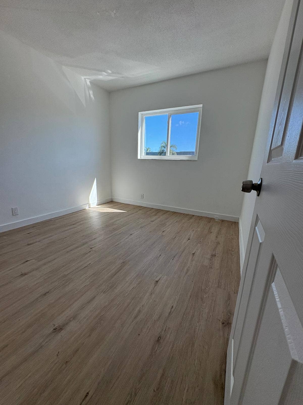 1021 NE 24TH Avenue, #14, Pompano Beach, Pompano Beach, FL 33062 WhatsApp Image 2025-10-23 at 1.10.49 PM