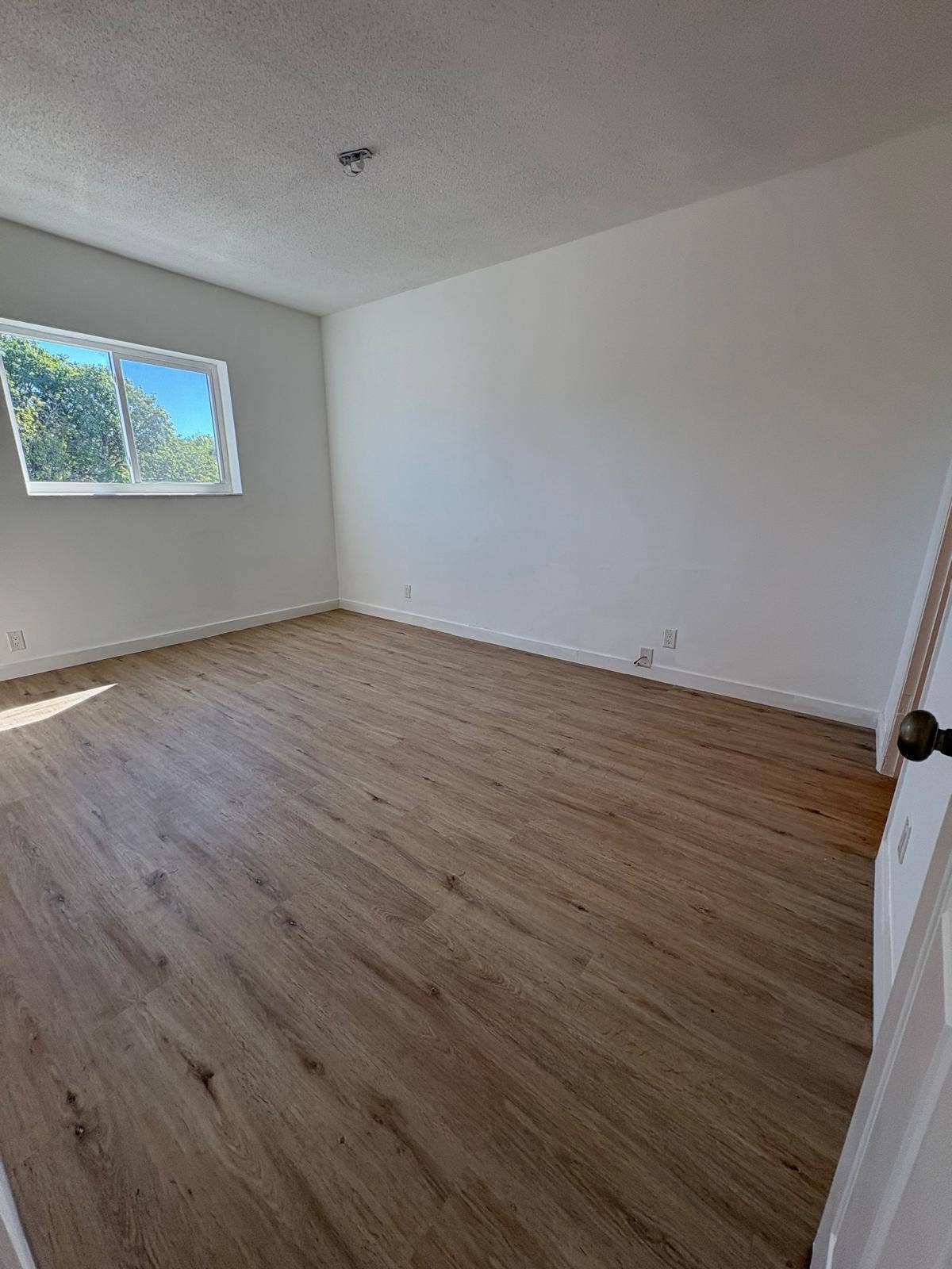 1021 NE 24TH Avenue, #14, Pompano Beach, Pompano Beach, FL 33062 WhatsApp Image 2025-10-23 at 1.10.49 PM