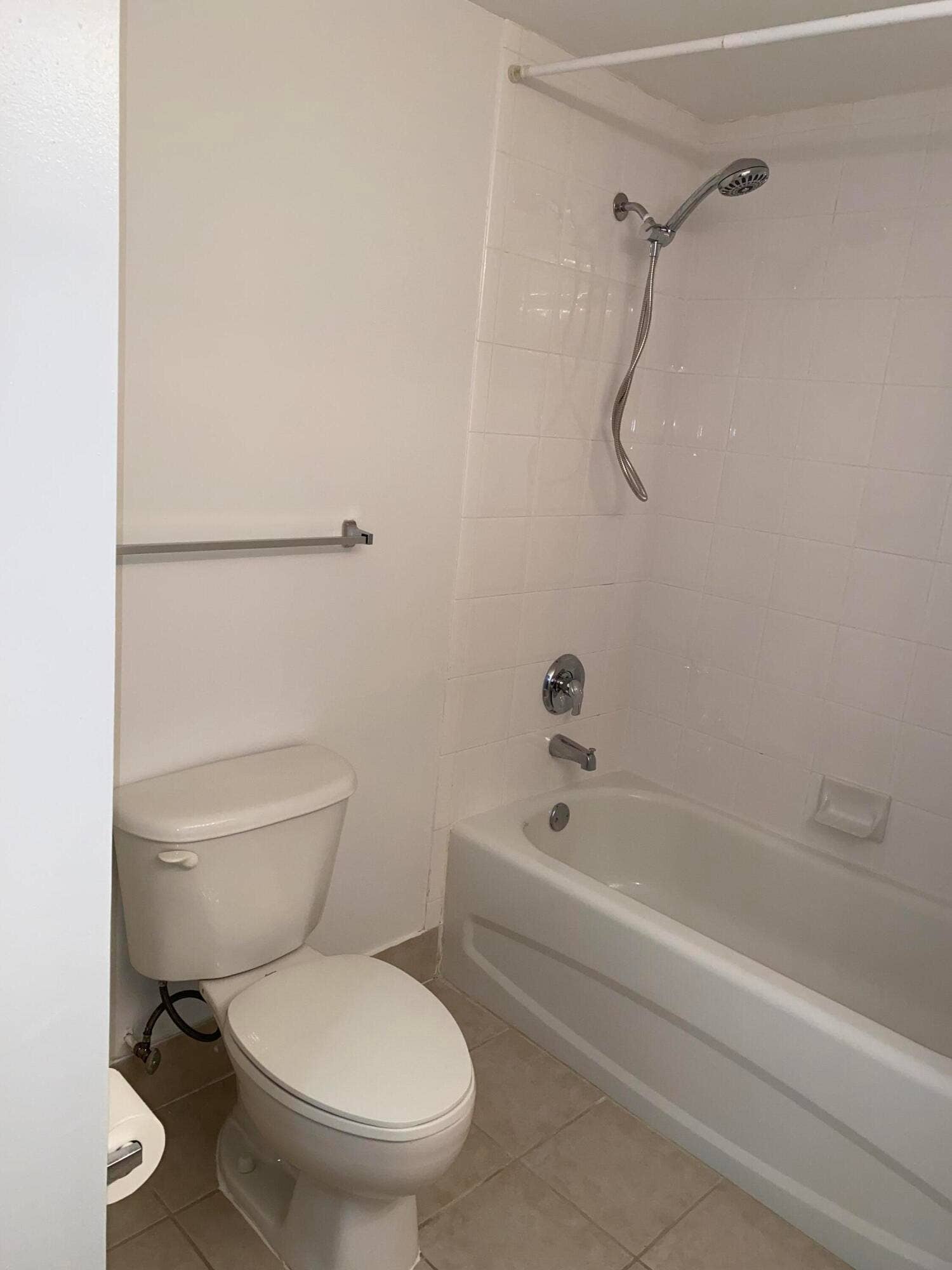 720 S Sapodilla Avenue, #408, West Palm Beach, FL 33401 IMG_4953