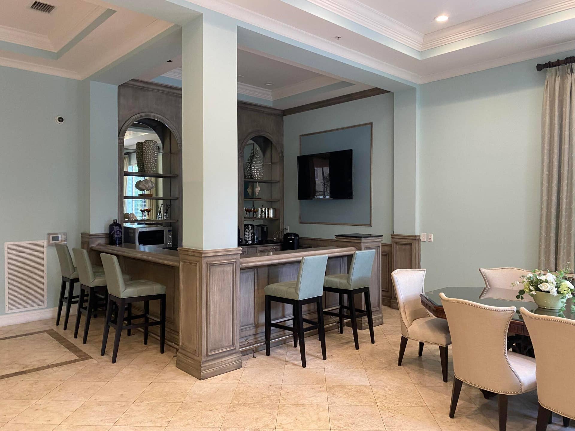 720 S Sapodilla Avenue, #408, West Palm Beach, FL 33401 IMG_4974