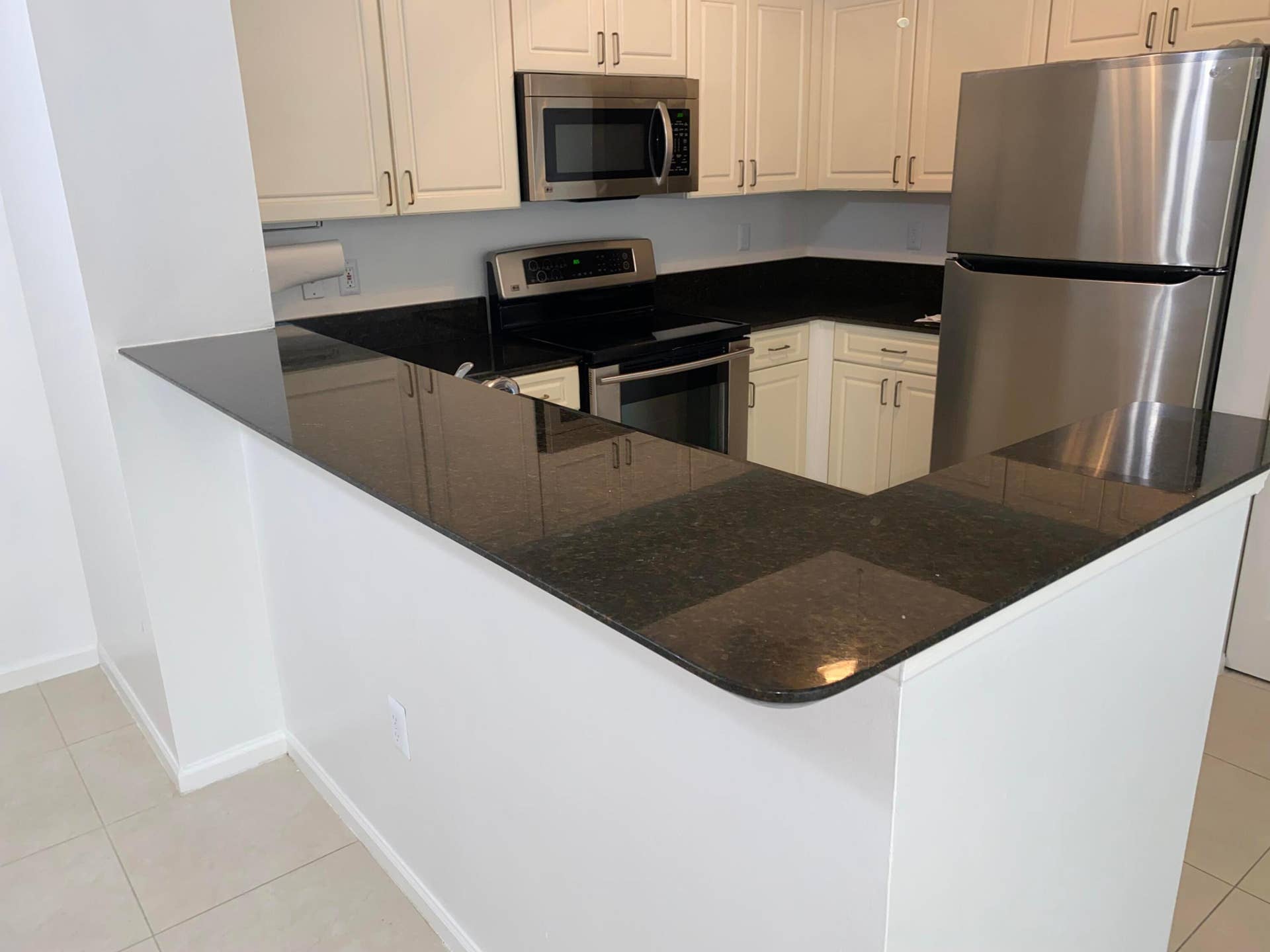 720 S Sapodilla Avenue, #408, West Palm Beach, FL 33401 IMG_4922
