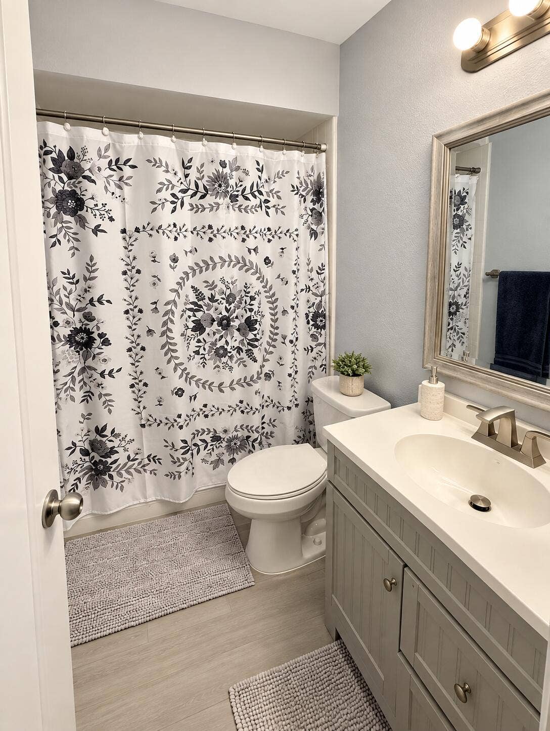 4222 NW 6th Court, Deerfield Beach, FL 33442 Second bathroom