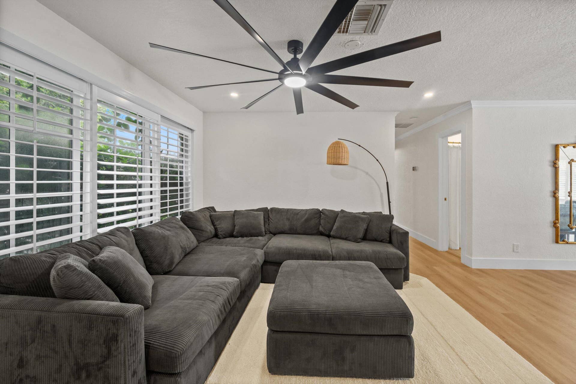 160 SE 9TH Street, Pompano Beach, FL 33060 160 SE 9th Street, Pompano