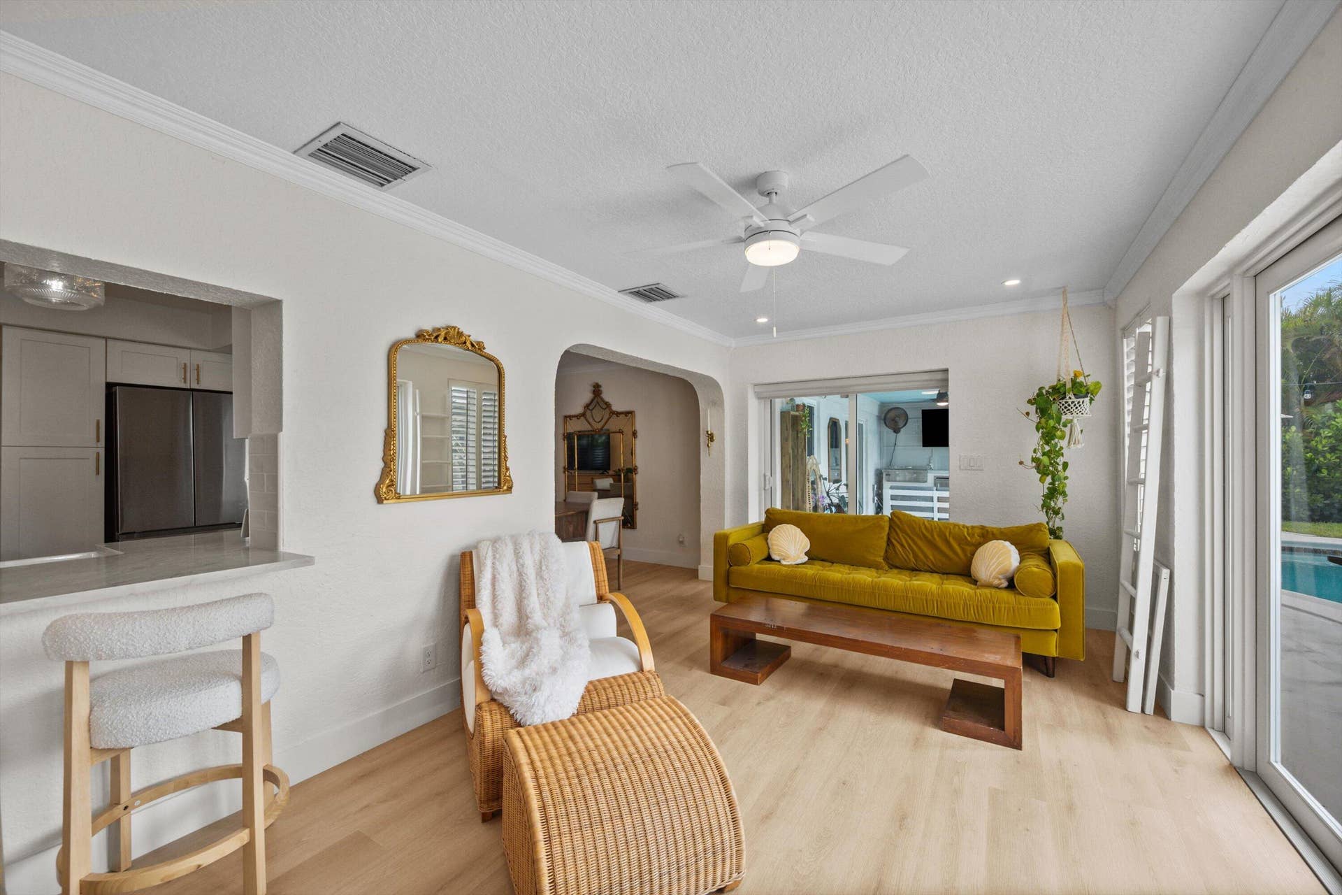 160 SE 9TH Street, Pompano Beach, FL 33060 160 SE 9th Street, Pompano