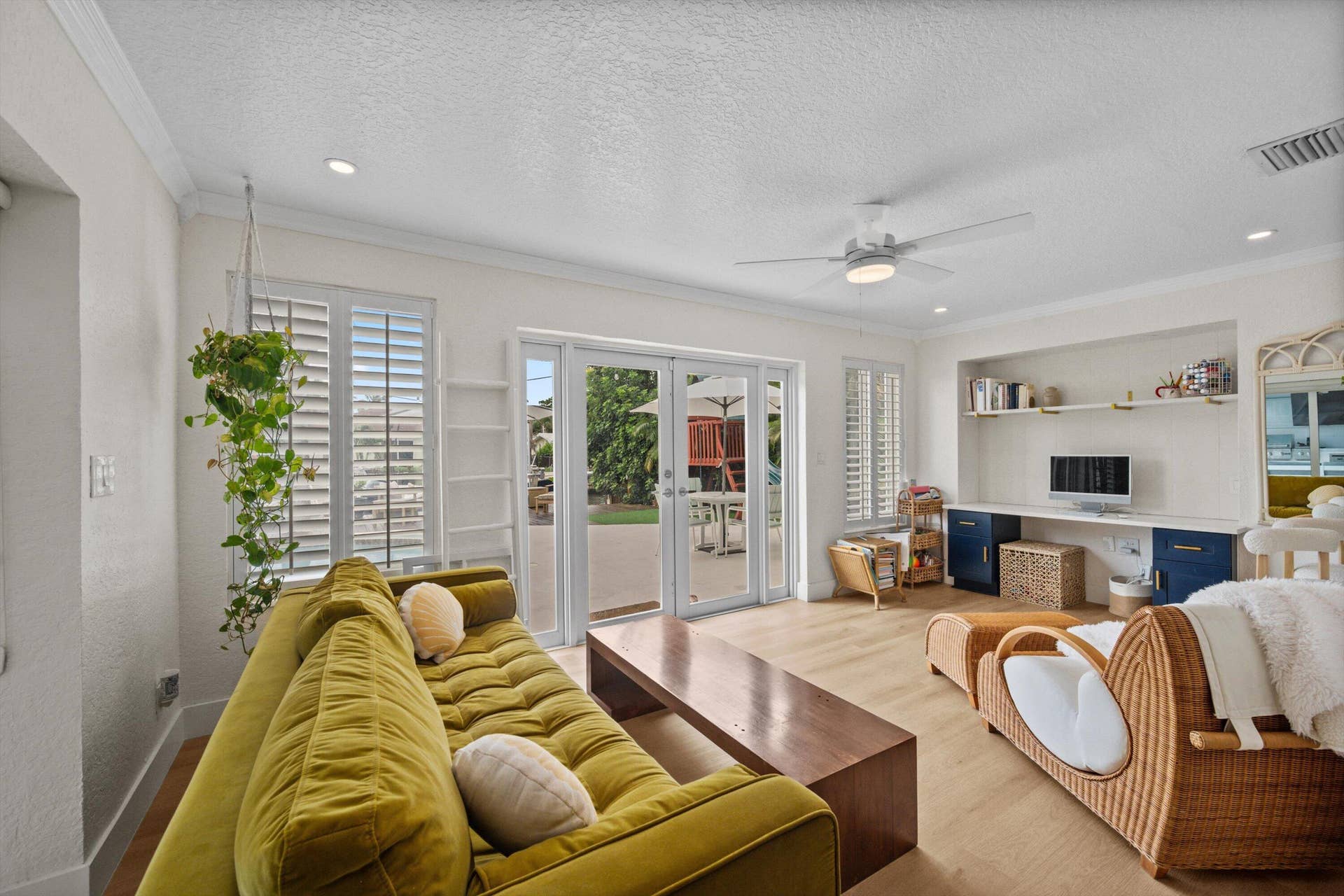 160 SE 9TH Street, Pompano Beach, FL 33060 160 SE 9th Street, Pompano