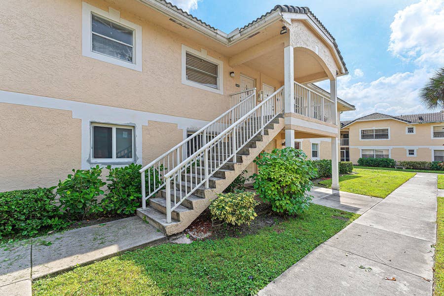 Property photo for 12093 ROYAL PALM Boulevard, #7H, Coral Springs, FL