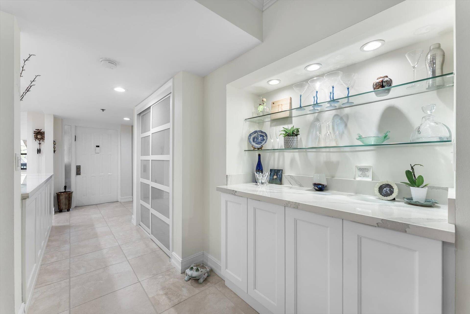 6420 Boca Del Mar Drive, #201, Boca Raton, FL 33433 Bar