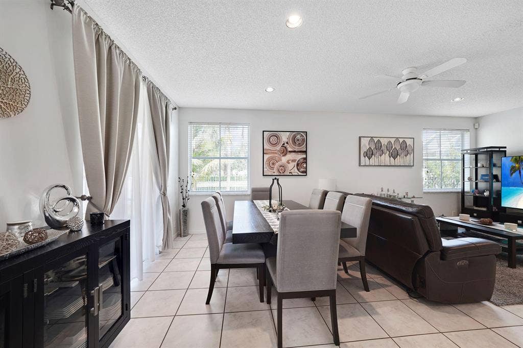 1457 BANYAN Way, Weston, FL 33327 IMG_7398