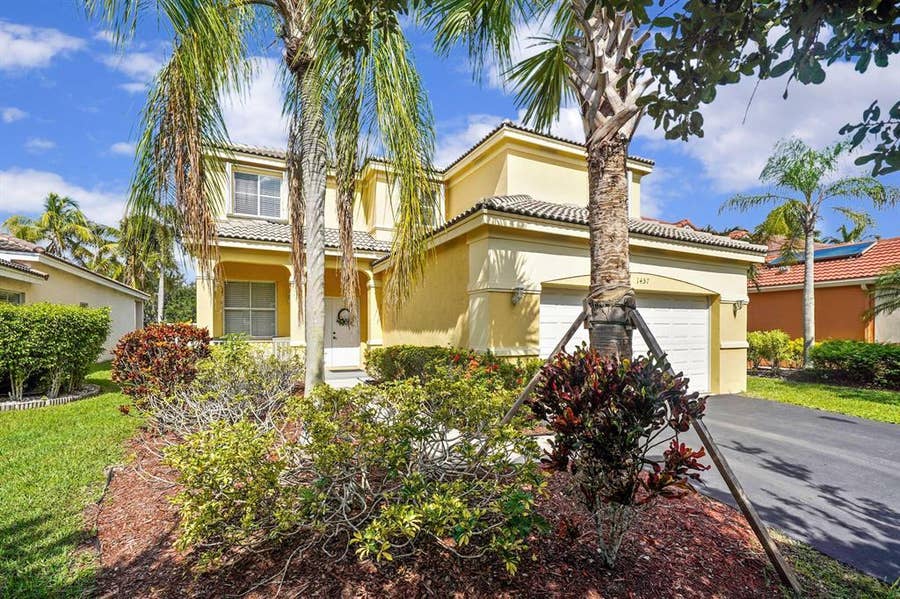Property photo for 1457 BANYAN Way, Weston, FL