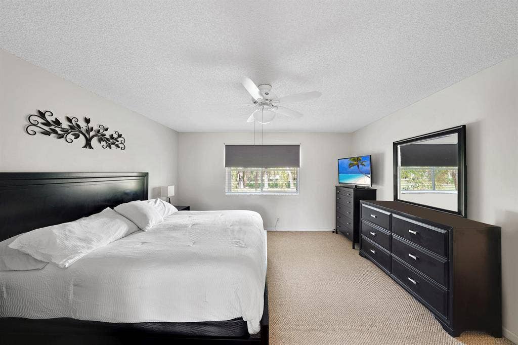 1457 BANYAN Way, Weston, FL 33327 IMG_7392