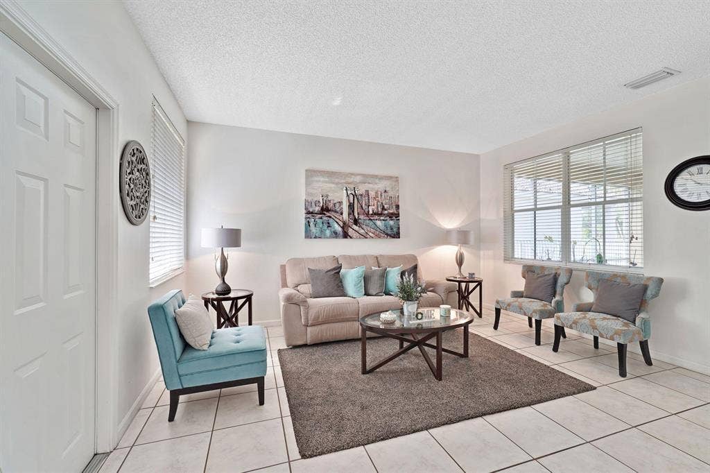 1457 BANYAN Way, Weston, FL 33327 IMG_7400
