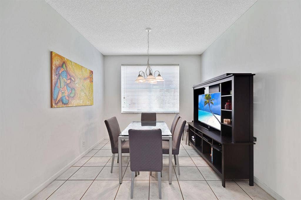 1457 BANYAN Way, Weston, FL 33327 IMG_7388