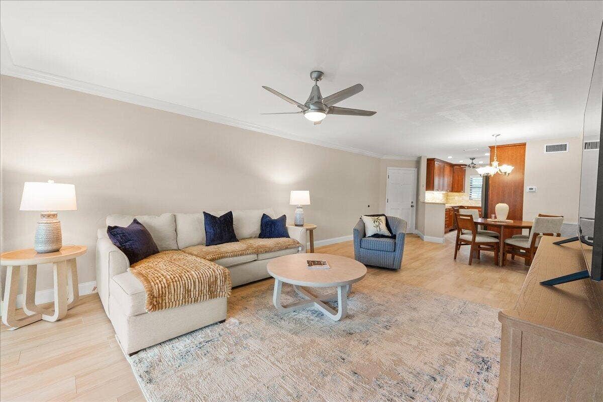 755 Saturn Street, #A104, Jupiter, FL 33477 27-DSC07540