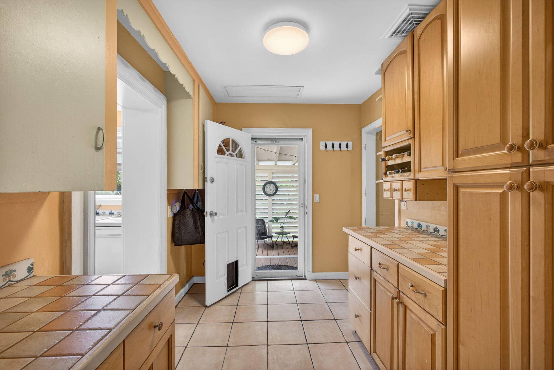 502 49th Street, West Palm Beach, FL 33407 59-web-or-mls-5D1A9645