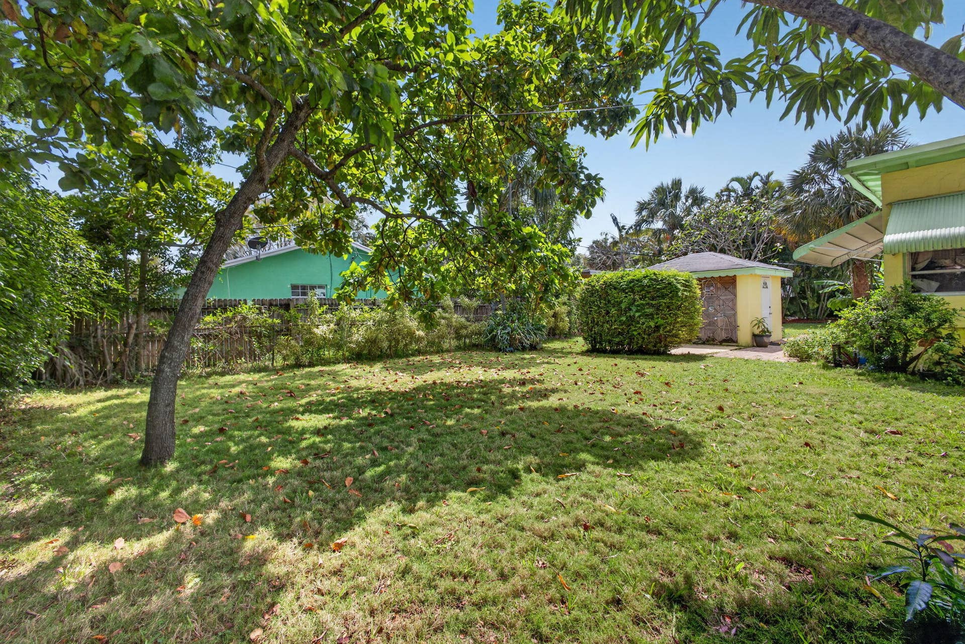 502 49th Street, West Palm Beach, FL 33407 38-web-or-mls-5D1A9508