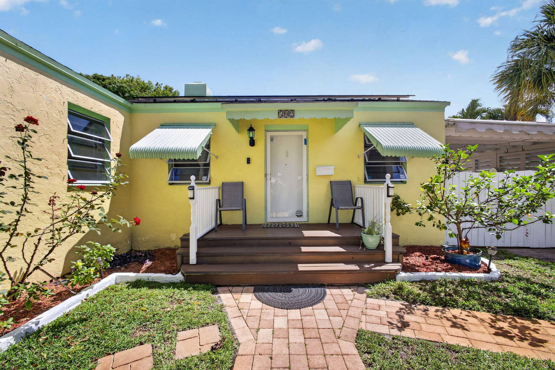 502 49th Street, West Palm Beach, FL 33407 15-web-or-mls-5D1A9393