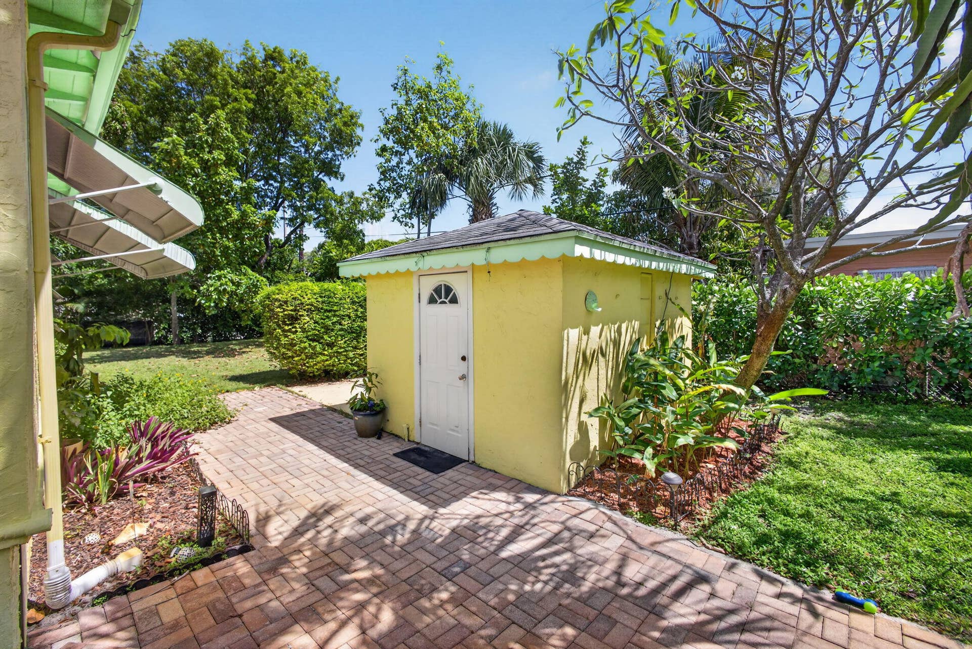 502 49th Street, West Palm Beach, FL 33407 28-web-or-mls-5D1A9460