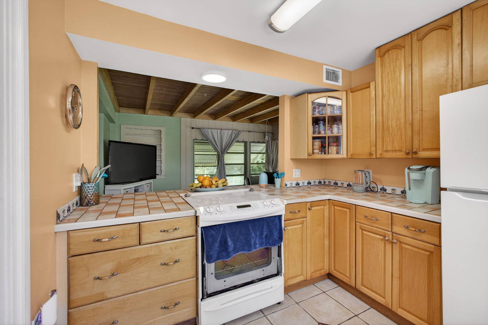502 49th Street, West Palm Beach, FL 33407 62-web-or-mls-5D1A9659