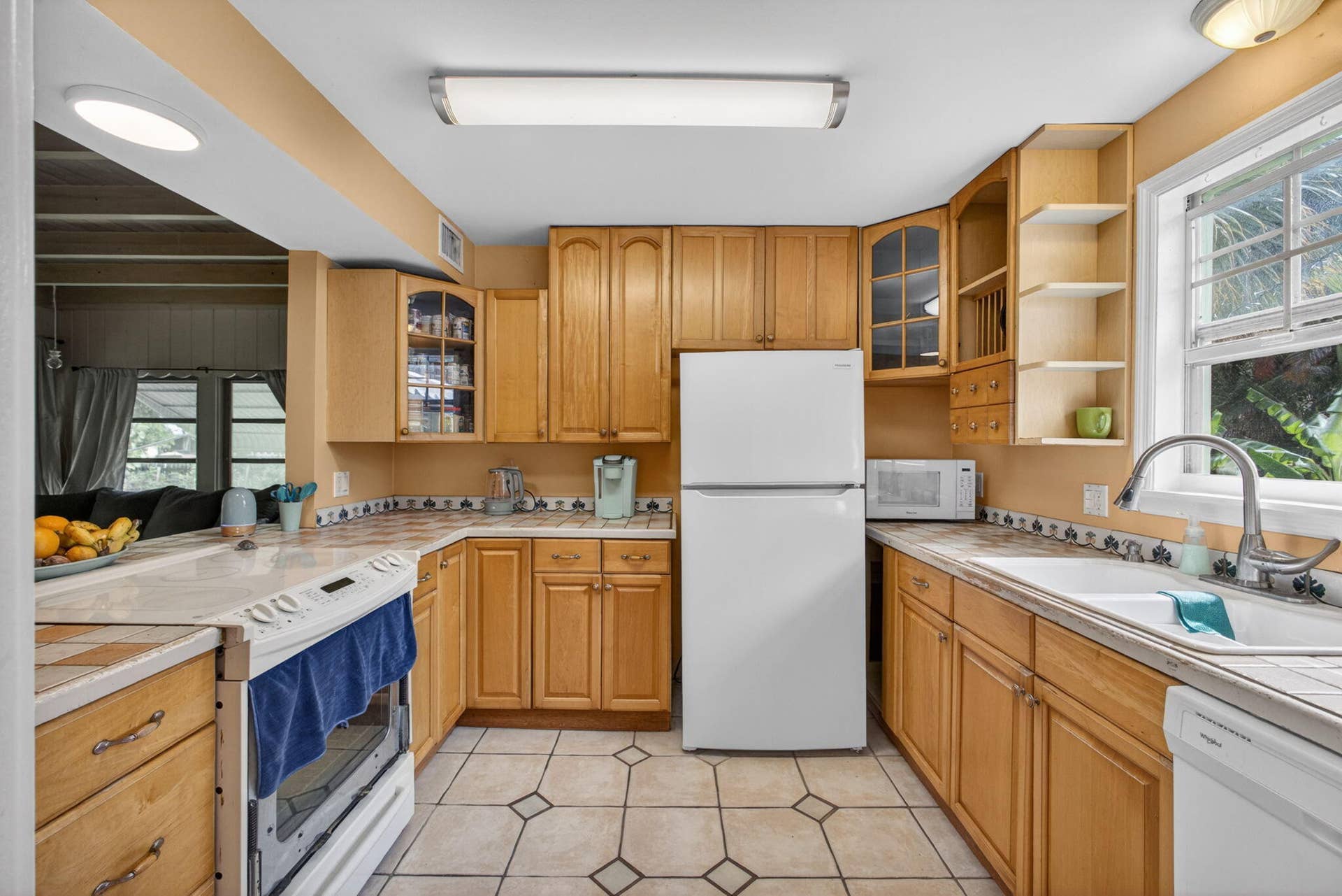 502 49th Street, West Palm Beach, FL 33407 60-web-or-mls-5D1A9648
