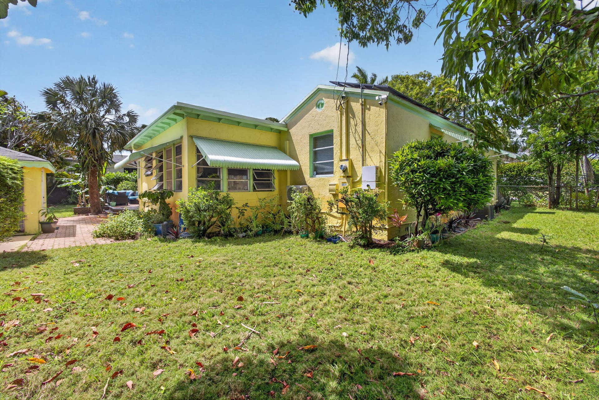 502 49th Street, West Palm Beach, FL 33407 39-web-or-mls-5D1A9513