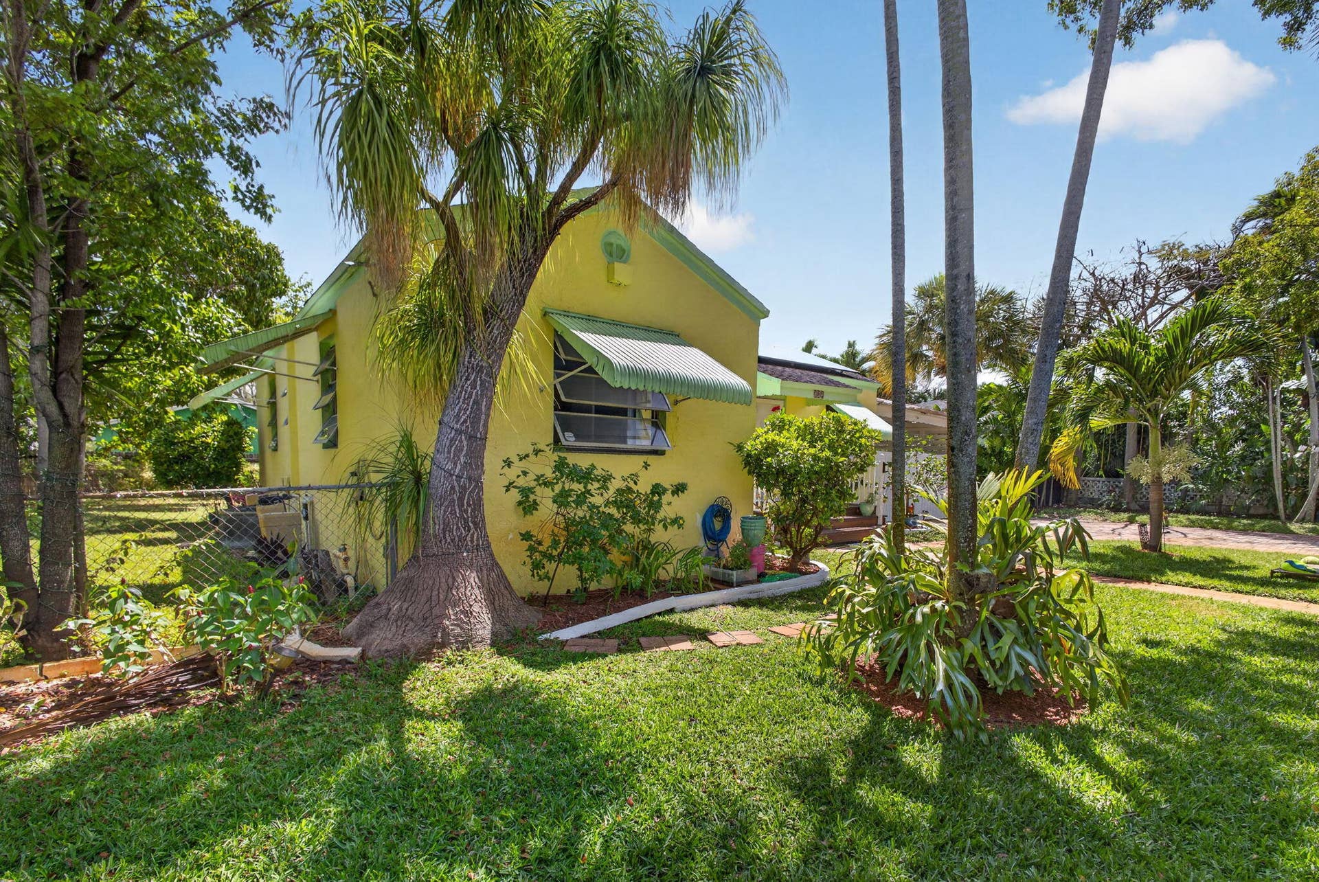 502 49th Street, West Palm Beach, FL 33407 14-web-or-mls-5D1A9388