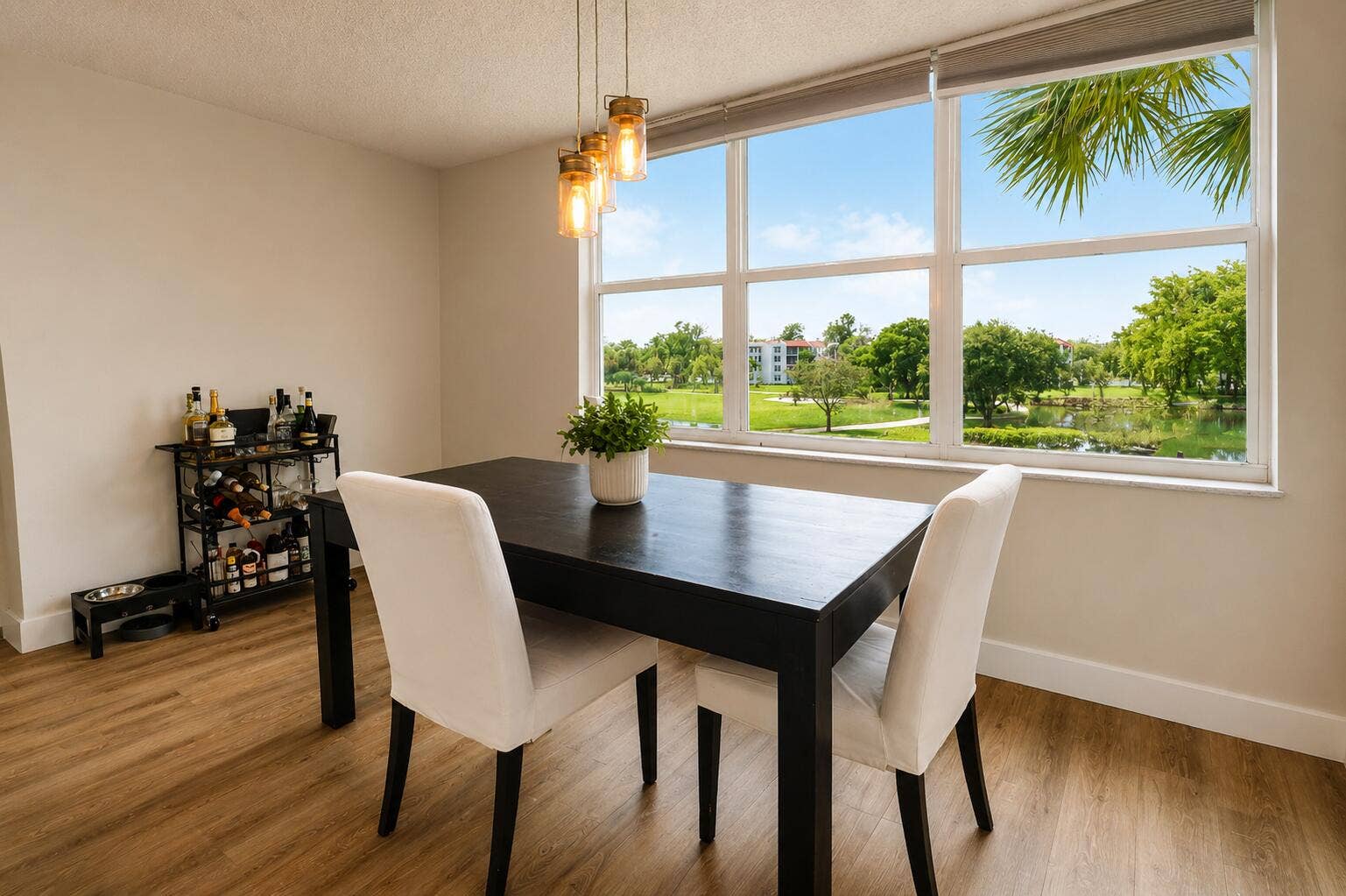 9491 EVERGREEN Place, #307, Davie, FL 33324 Dining