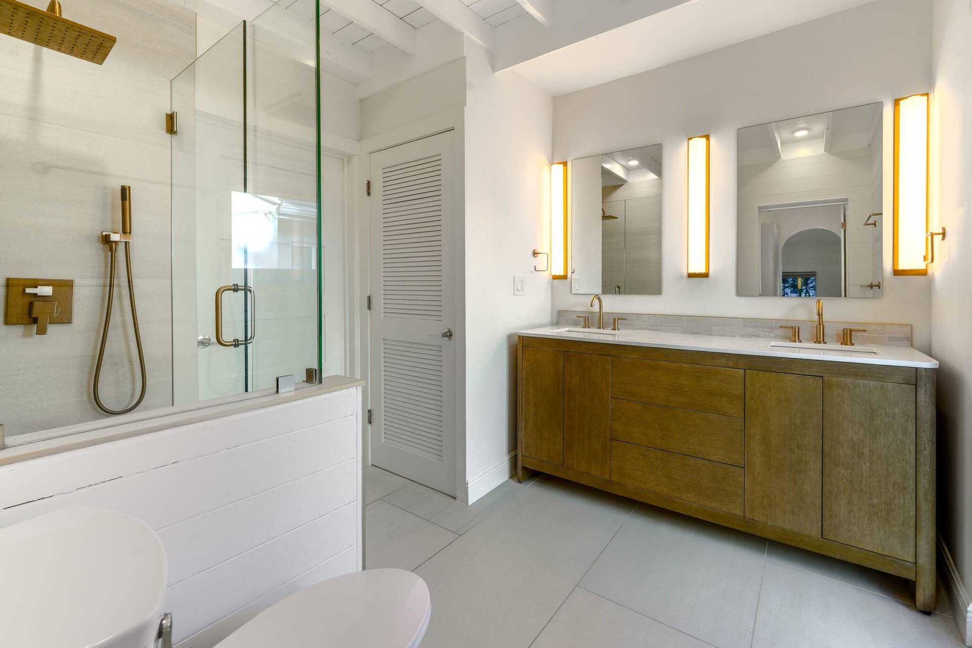 36 NW 101ST Street, Miami Shores, FL 33150 Bathroom