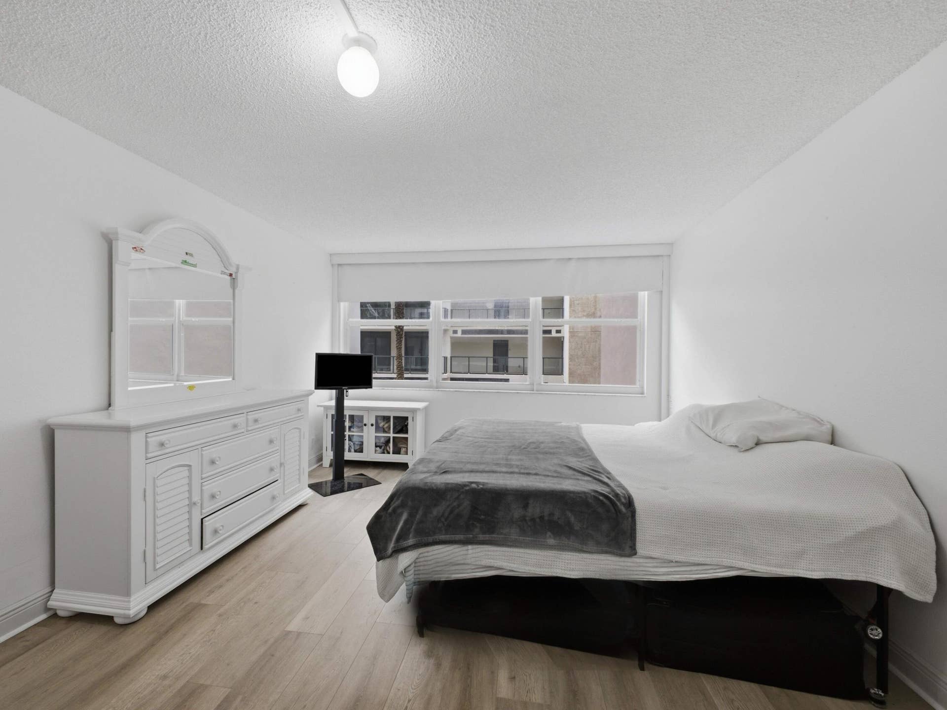 Bedroom_1