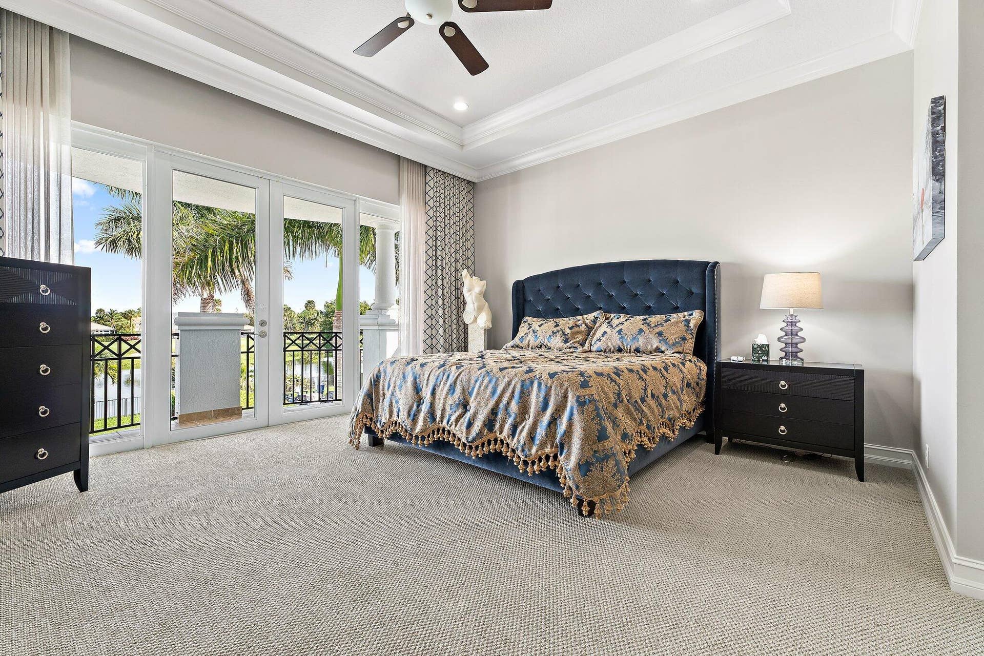 grand in size, this can be a second 'primary bedroom'