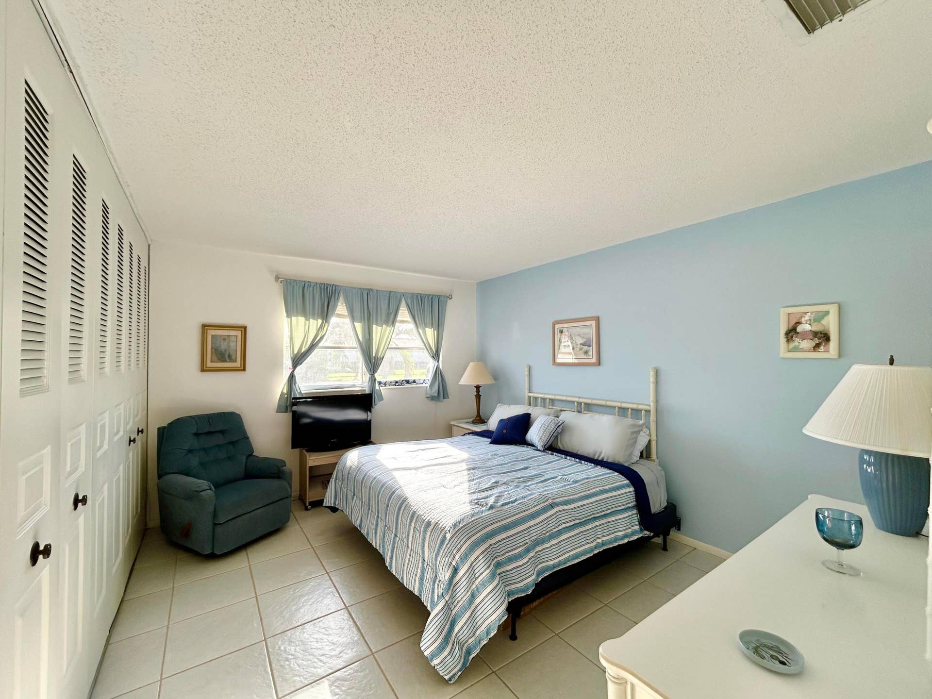 2653 Dudley Drive W, #F, West Palm Beach, FL 33415 IMG_3982