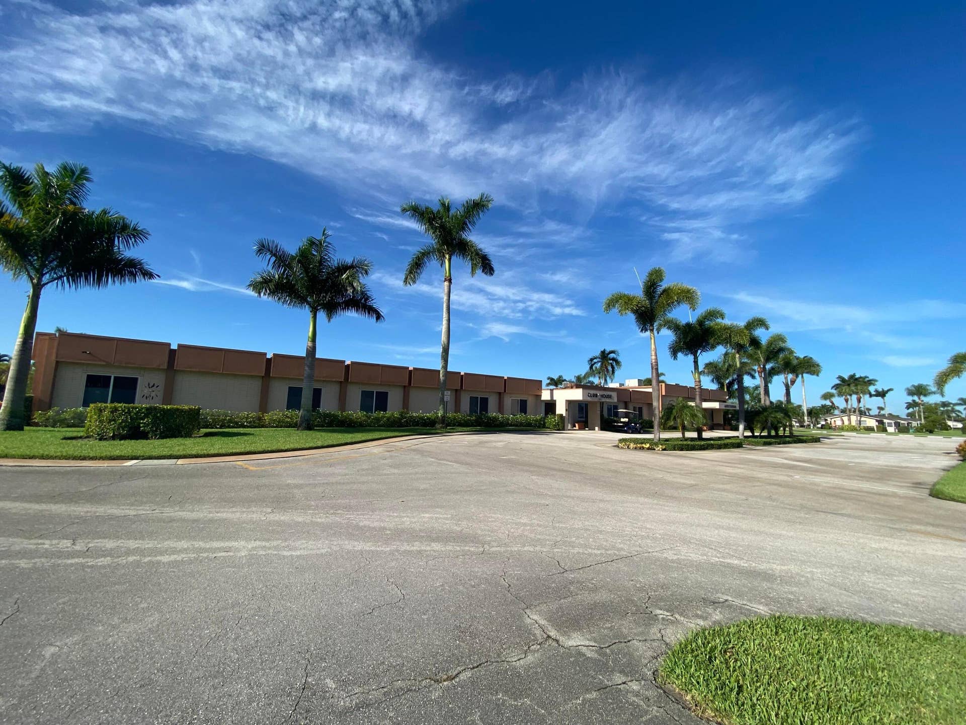 2653 Dudley Drive W, #F, West Palm Beach, FL 33415 CLUBHOUSE
