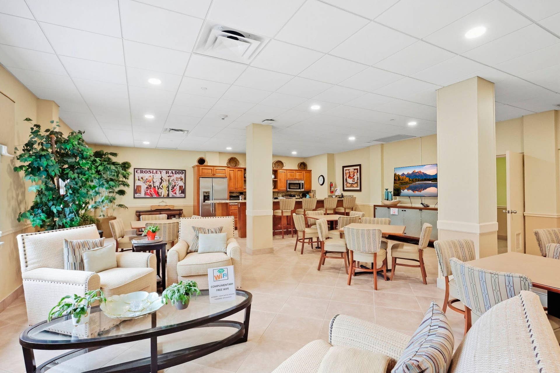 1000 Lowry Street, #5G, Delray Beach, FL 33483 Lobby