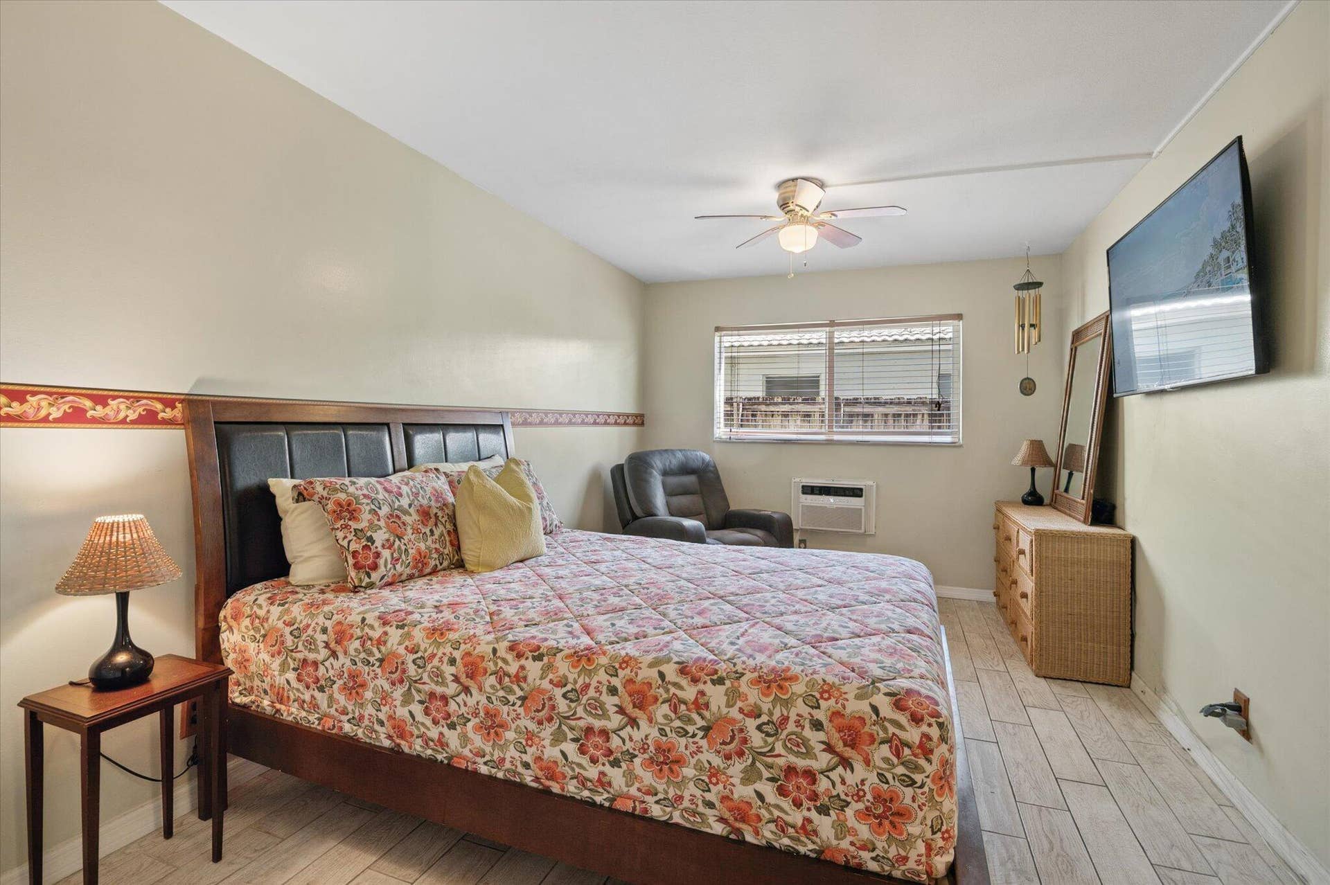 2501 N OCEAN Boulevard, #8, Pompano Beach, FL 33062 07-Cowan-2501 N Ocean Blvd #8-7