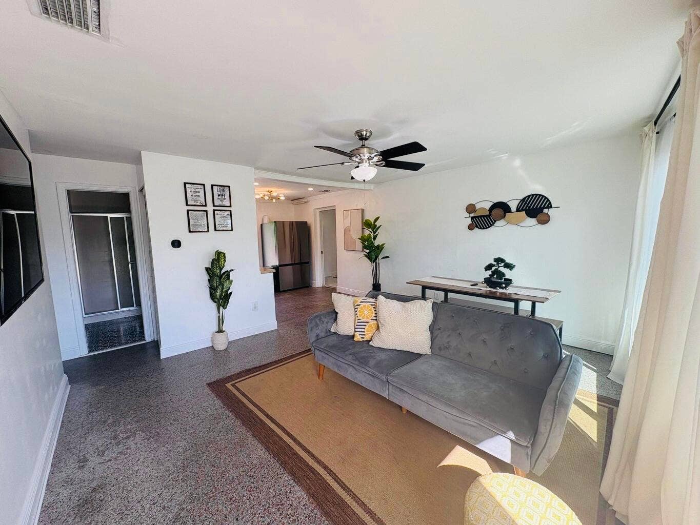 2711 NE 11TH Terrace, Pompano Beach, FL 33064 IMG_6680