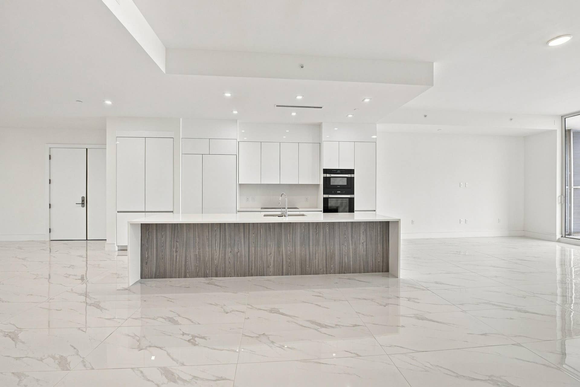 220 LAKE SHORE Drive, #2306, West Palm Beach, FL 33403 23_035__jjl0193