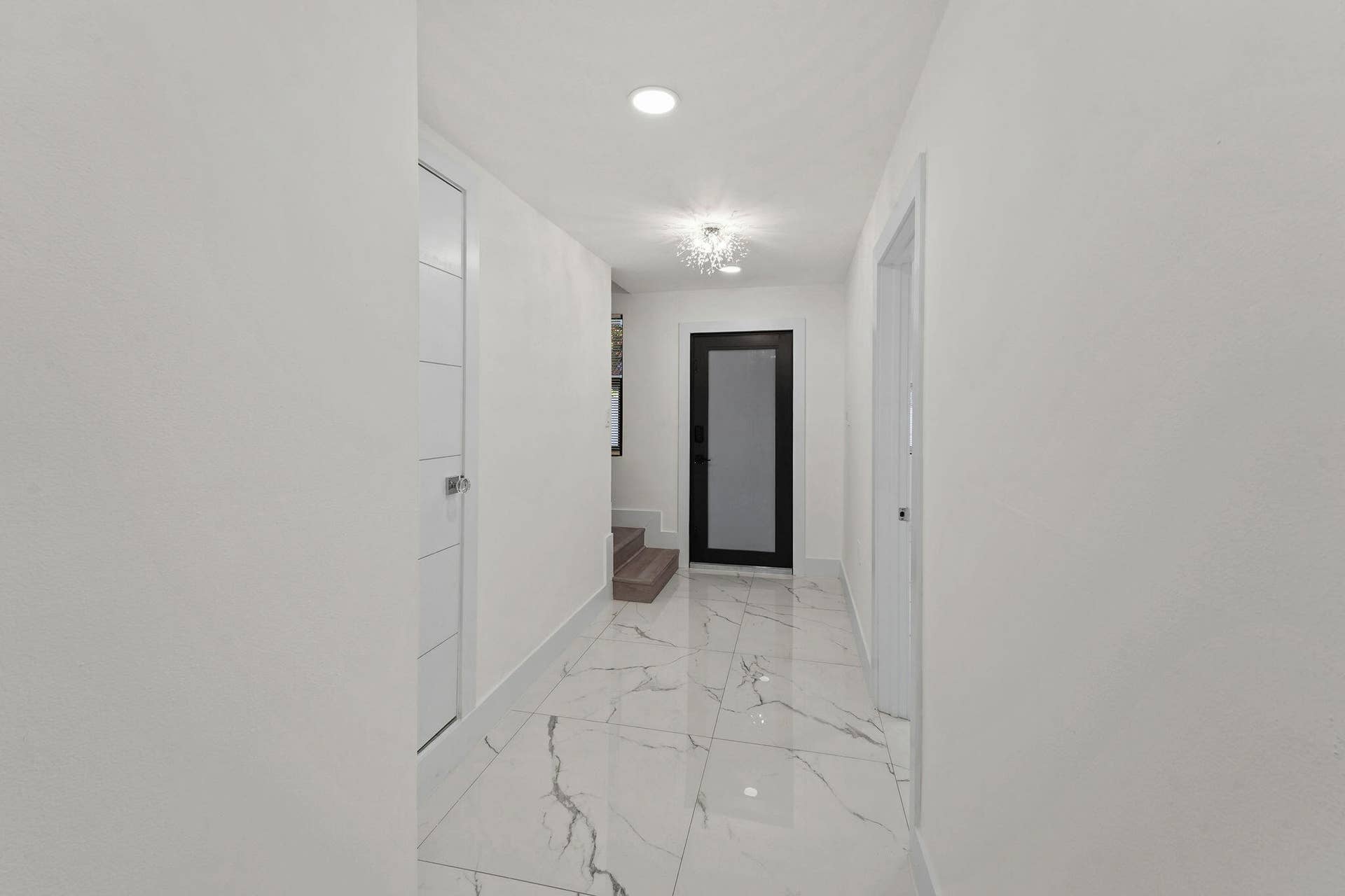 3844 ATLANTA Street, Hollywood, FL 33021 DSC08225