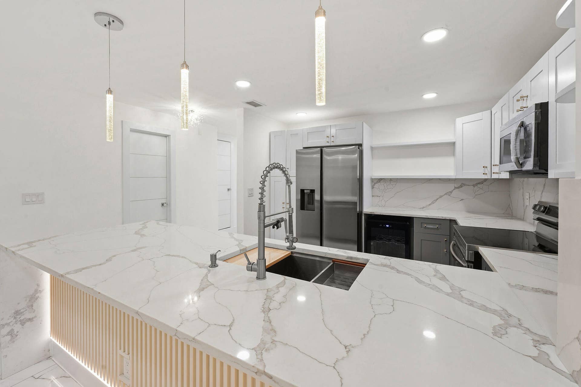 3844 ATLANTA Street, Hollywood, FL 33021 16__3844_Atlanta_Street_Hollywood_photo_
