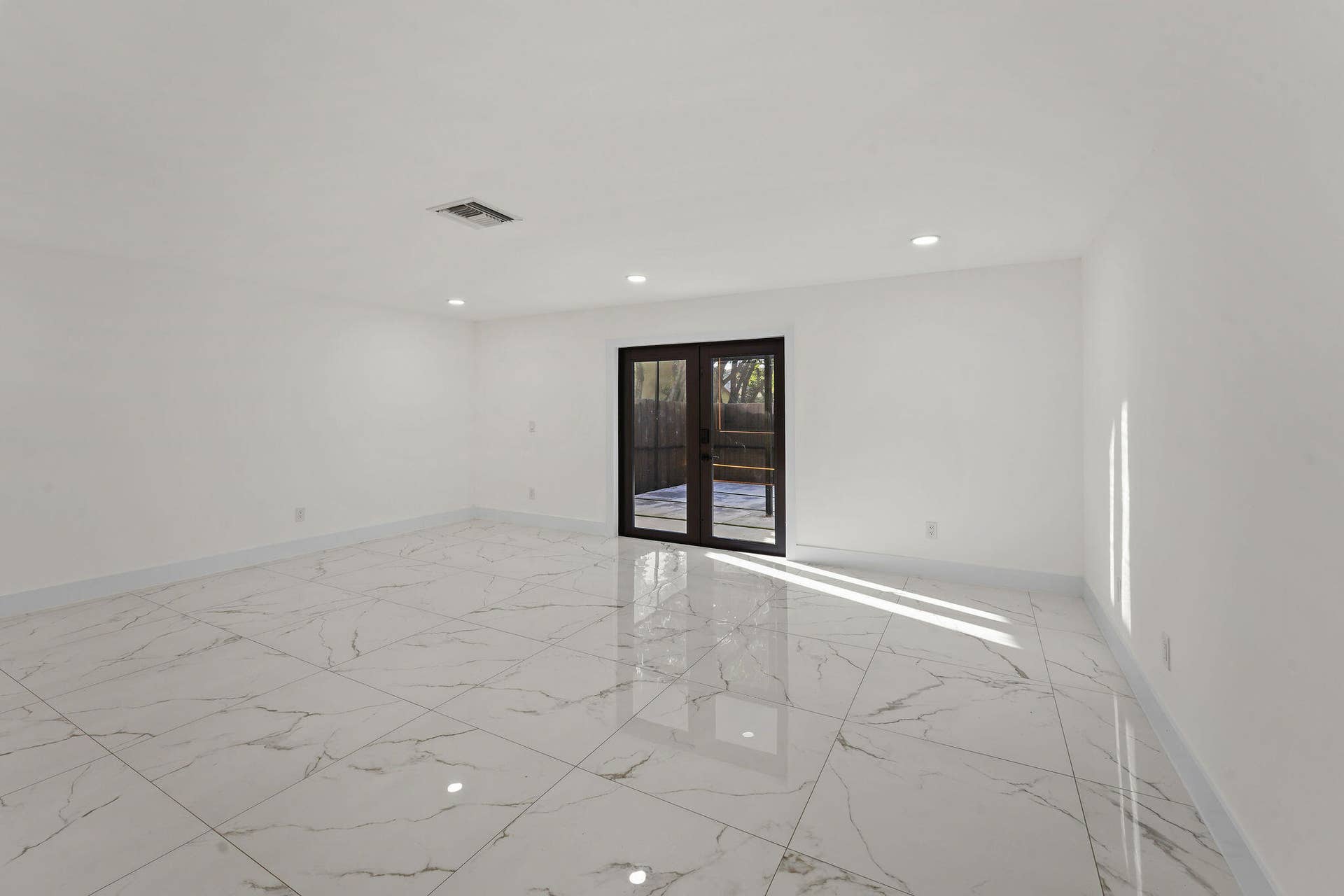 3844 ATLANTA Street, Hollywood, FL 33021 30__3844_Atlanta_Street_Hollywood_photo_