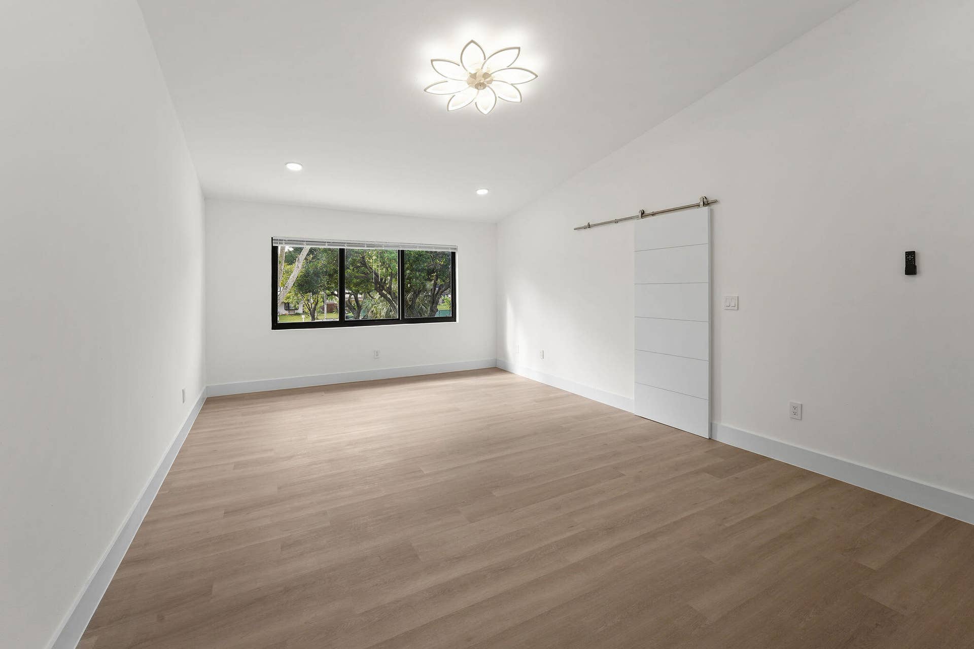 3844 ATLANTA Street, Hollywood, FL 33021 51__3844_Atlanta_Street_Hollywood_photo_